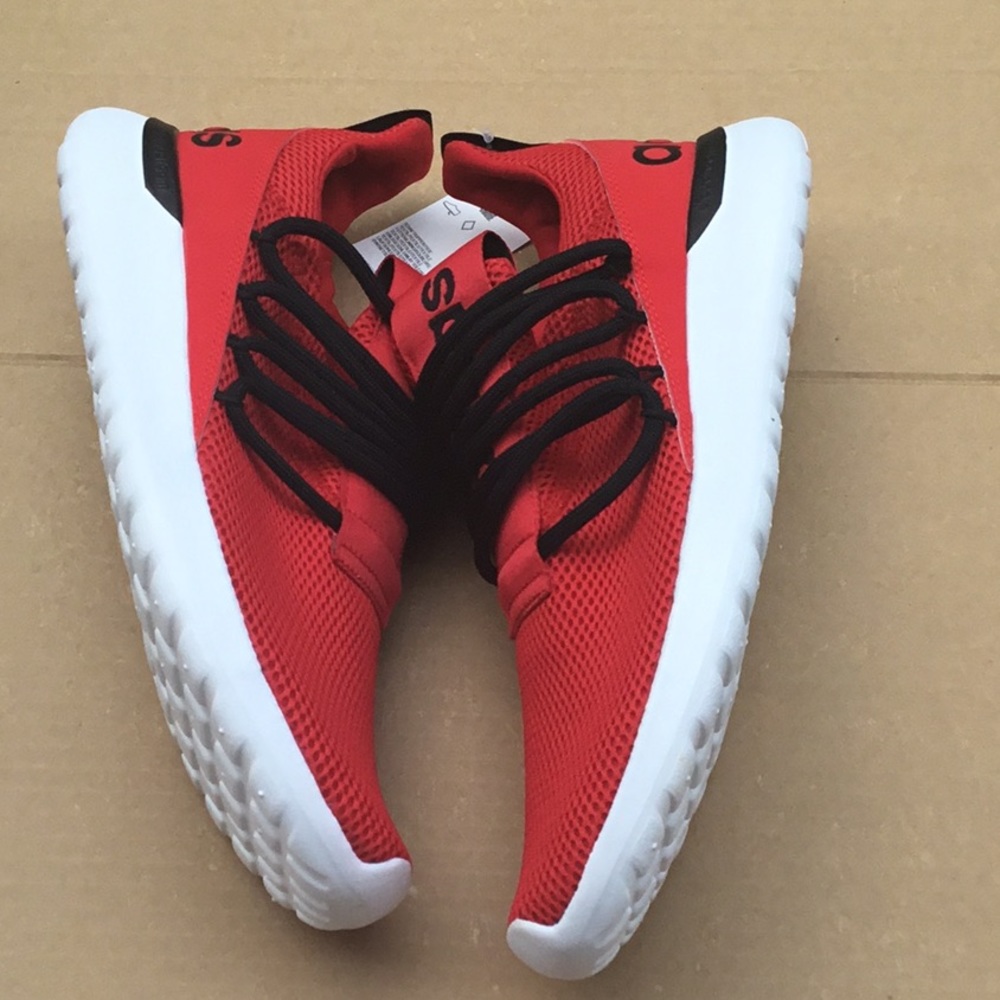 Red adidas sneakers - Picture 5 of 8